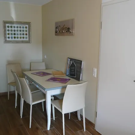 Apartament Aloha 1 *